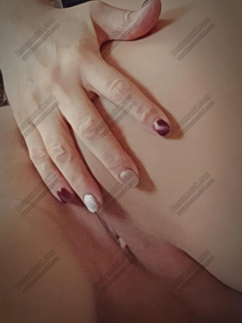 8 kép reginalove. szexpartner 306808849,   