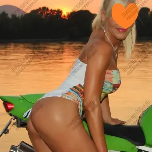 Giulia tel:705863955 Budapest szexpartner nő