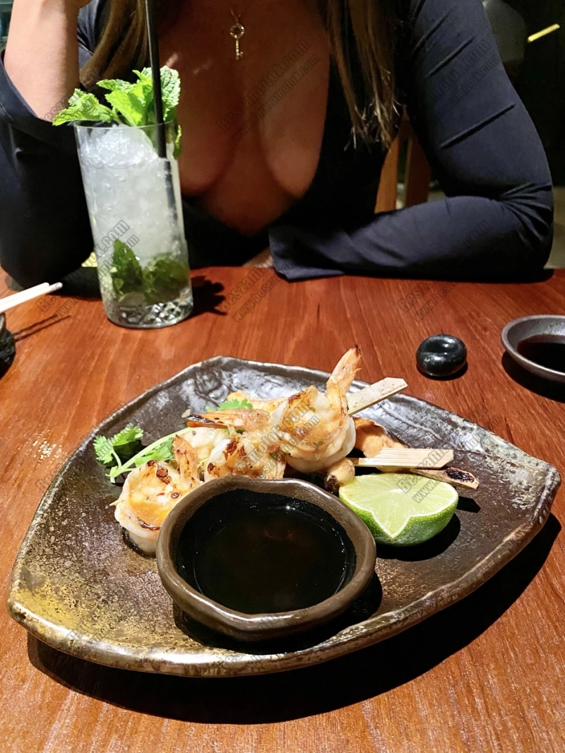 10 kép Bia. szexpartner 209378327, ZUMA,London  