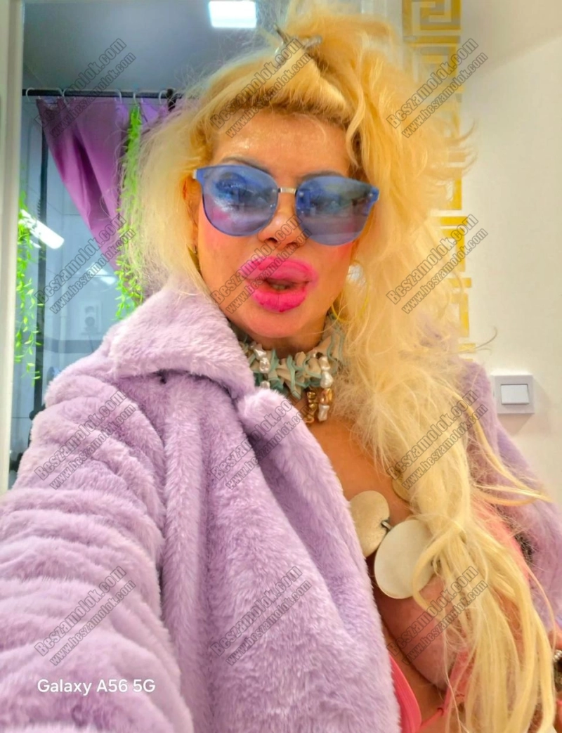 1 kép MoniqeLove. szexpartner 306758975,   