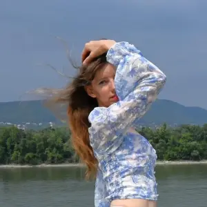 Szomszéd lány tel:702881639 Budapest masszázs nő