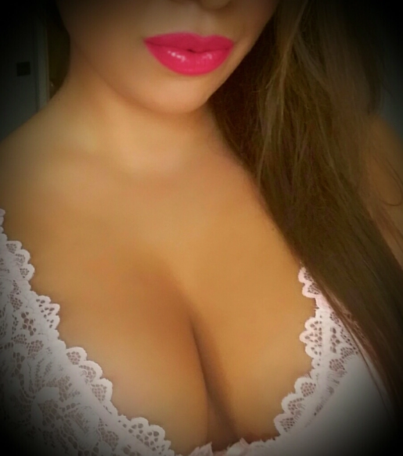 25 kép ☆TIA☆. erotikus masszázs 702625589,