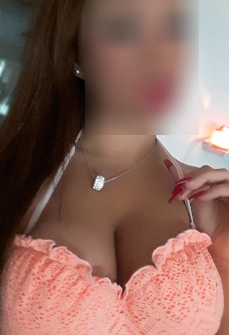 33 kép ☆TIA☆. erotikus masszázs 702625589,