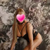 Zsantill 300740380 Budapest erotikus masszázs nő