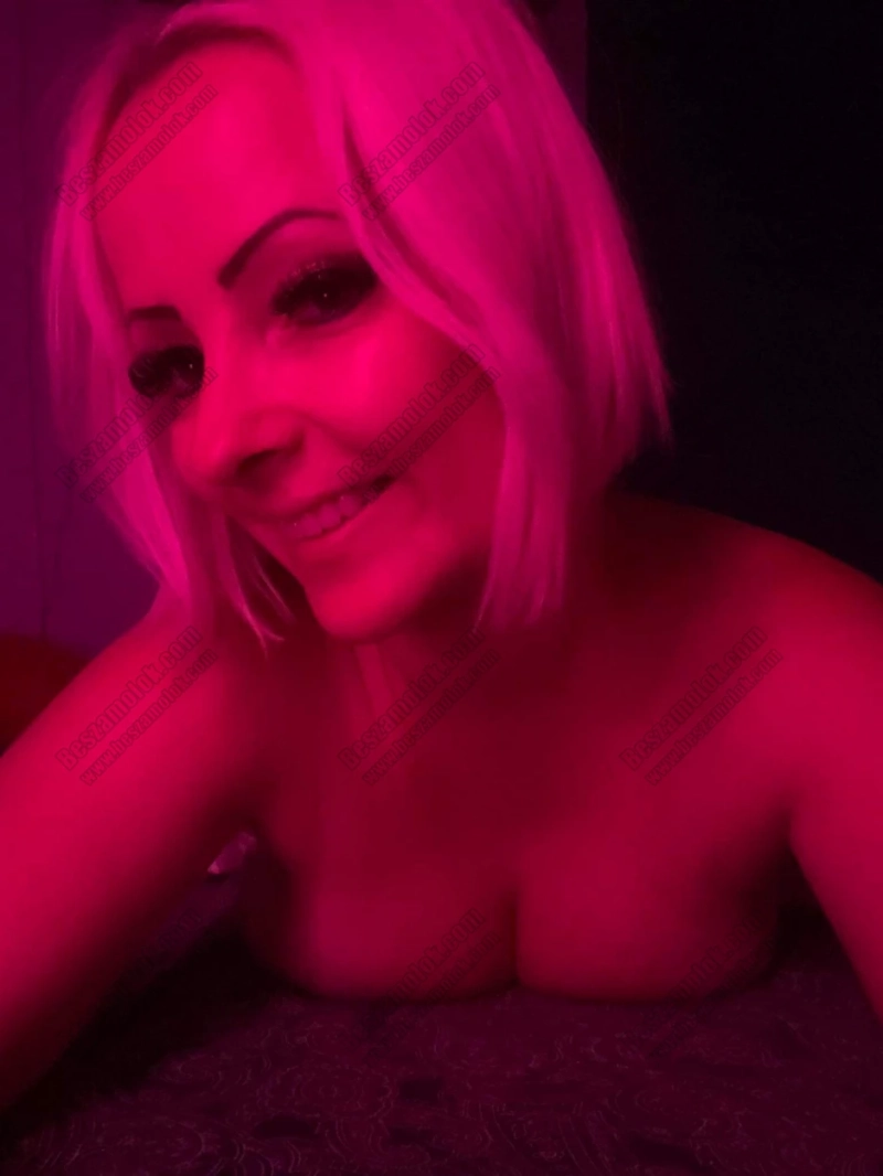 11 kép Glória. erotikus masszázs 303734339,