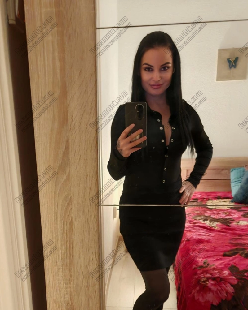 9 kép Marcsi. szexpartner 703159115,