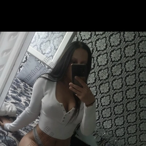 Betty 21 év Szexpartner, nő XIII. kerület Budapest Magyarország, +36707445445