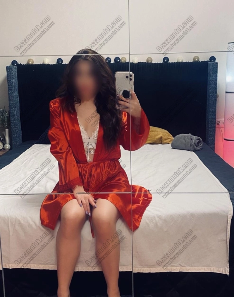 15 kép Hello Kitty. erotikus masszázs 305948272,   