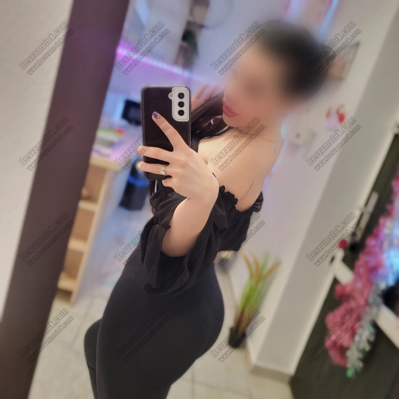 71 kép Áfonya. szexpartner 702690249,