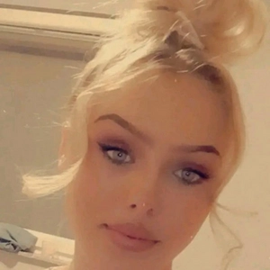 Laura 20 év Szexpartner, nő IX. kerület Budapest Magyarország, +36209844093