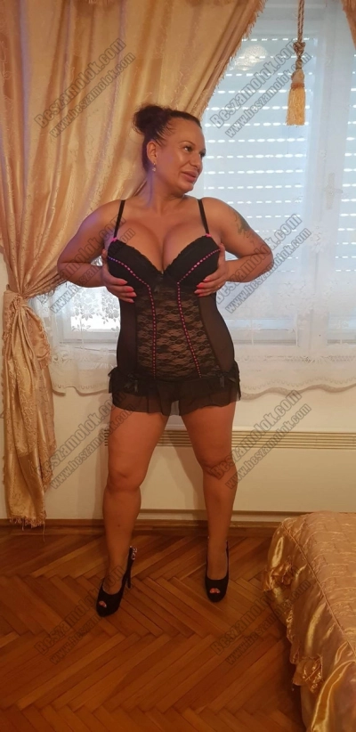 79 kép Simona. szexpartner 708813344,   