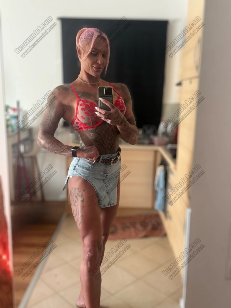 3 kép Dylan.Ryder. szexpartner 301437776,   
