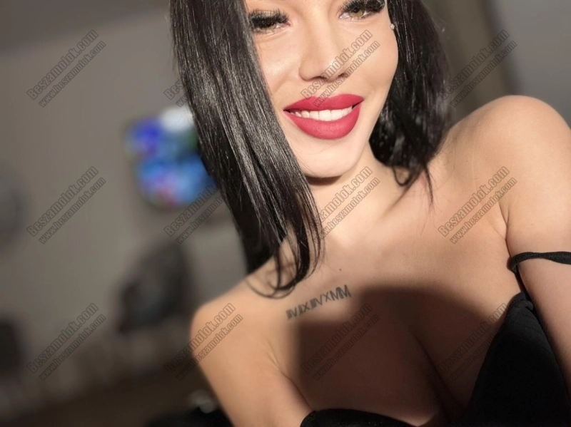 22 kép Mia. szexpartner 305407893,   