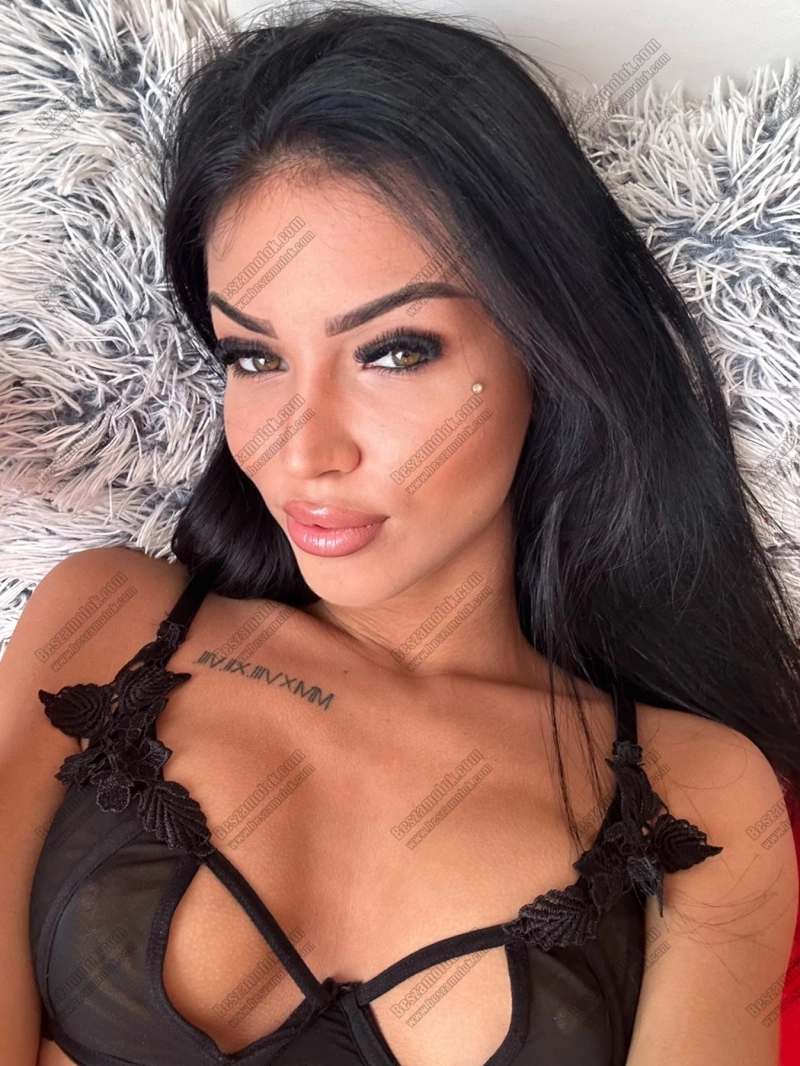 24 kép Mia. szexpartner 305407893,   