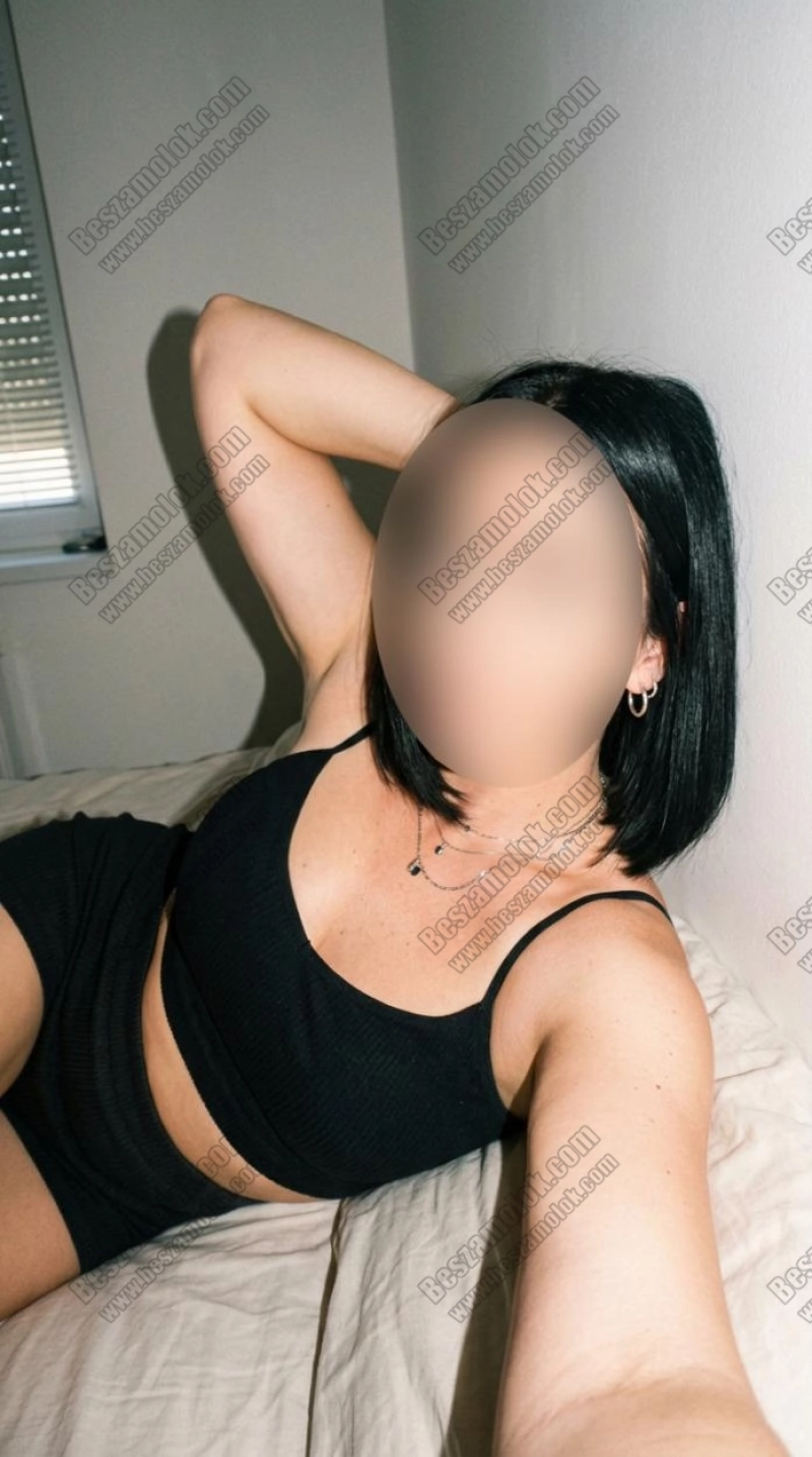 2 kép Petra. szexpartner Szabin van,   