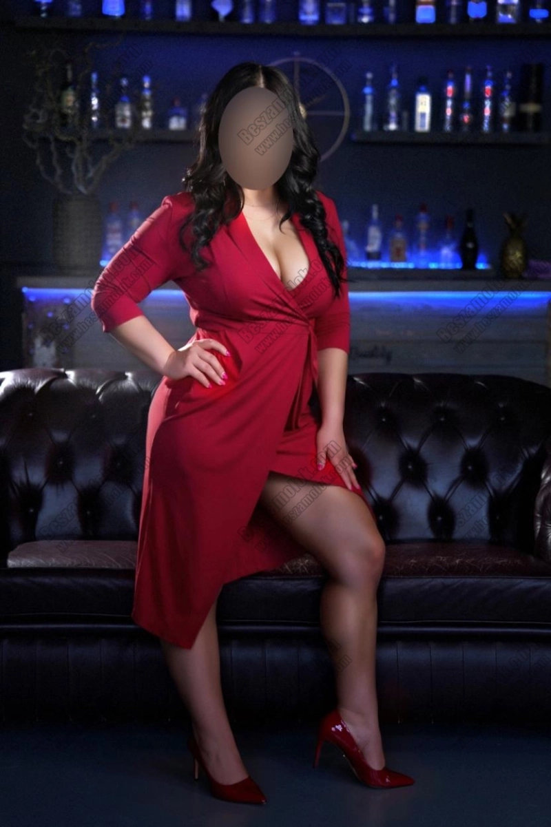 14 kép Petra. szexpartner 706736432,   