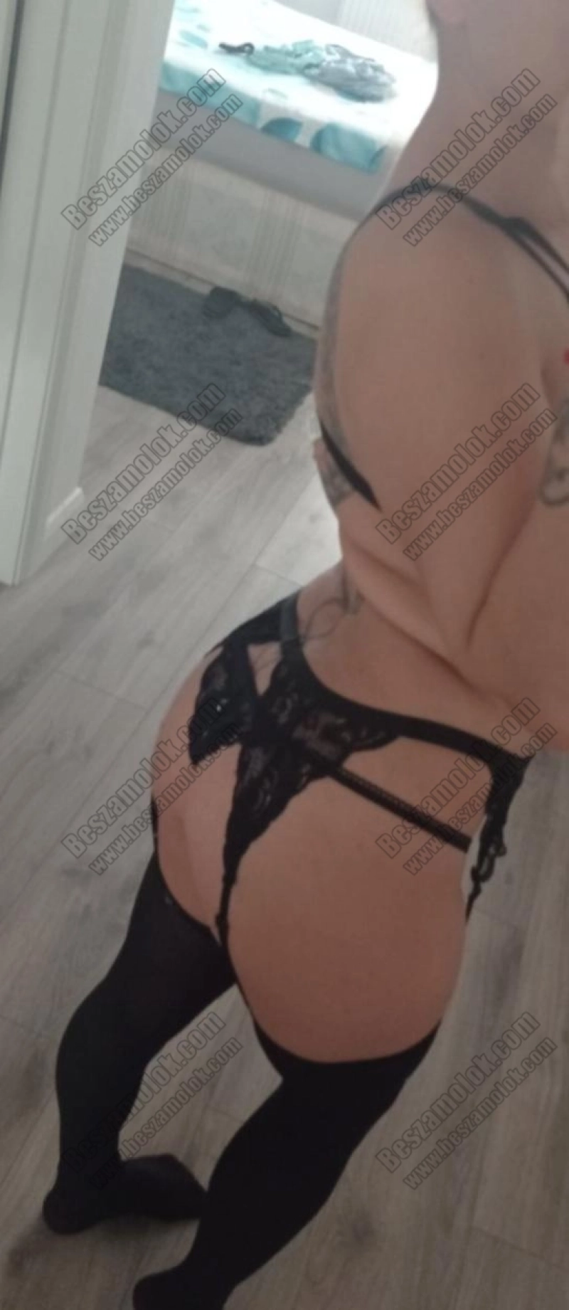 2 kép Adél. szexpartner 703076969,   