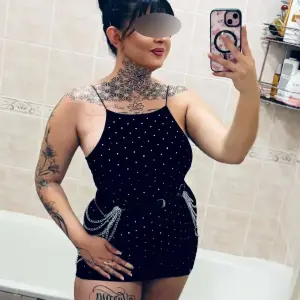 Klemi 20 év Szexpartner, nő XI. kerület Budapest Magyarország, +36205554709