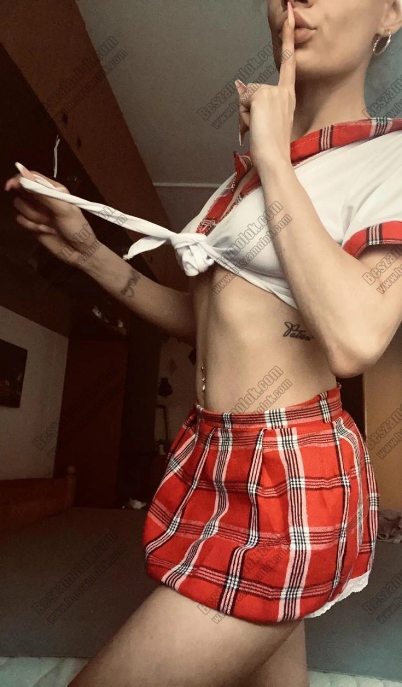 106 kép Nicolsex. szexpartner 306078964,