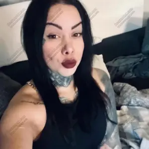 Alissa tel:302938403 Budapest masszázs nő