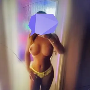 Nina VIP tel:702799274 Budapest szexpartner nő