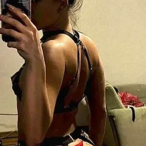 Minerva22 22 év Szexpartner, nő VIII. kerület Budapest Magyarország, +36300820050