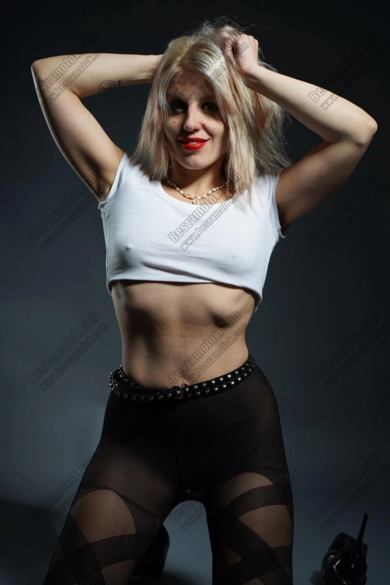 5 kép Sensual Valentina. erotikus masszázs 702389560,   