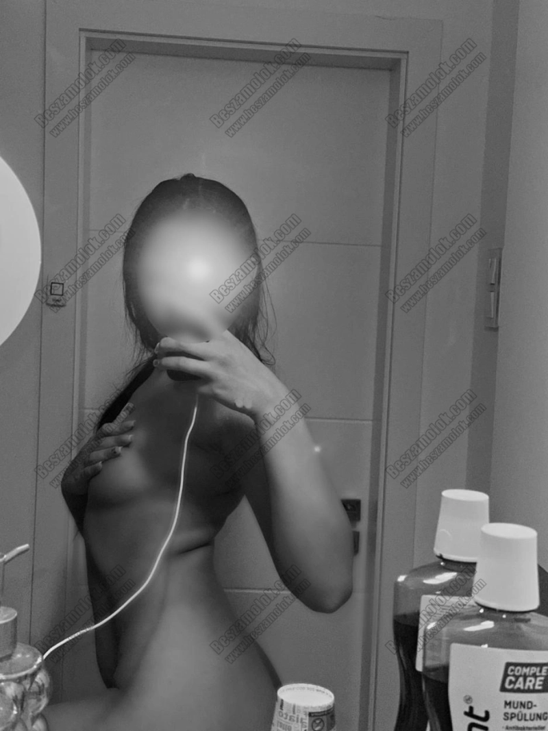 4 kép Alexa. szexpartner 705995577,   