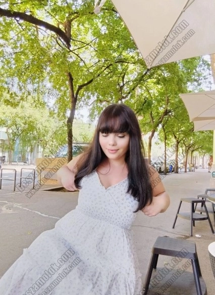 12 kép Kitti. szexpartner 702061797,   