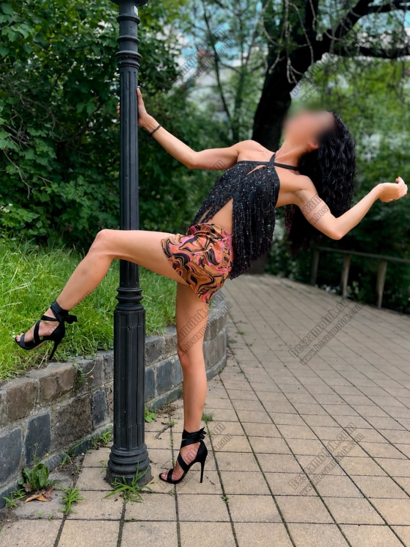 1 kép LÉNA. erotikus masszázs 705488817,   