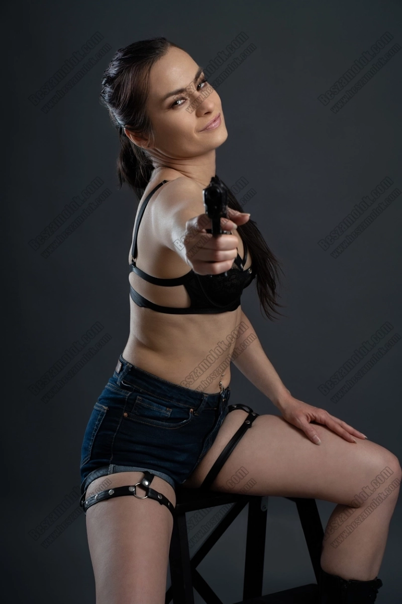 2 kép Thalia. erotikus masszázs 209586667,   