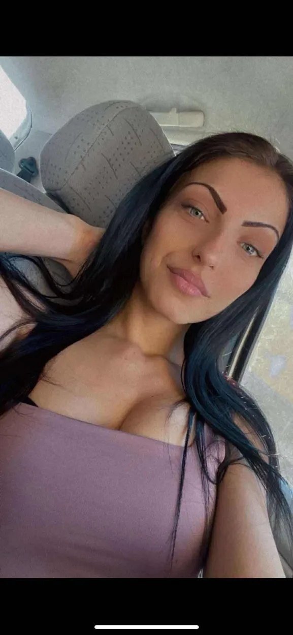 6 kép Kloé_Escort. szexpartner 306429925,   